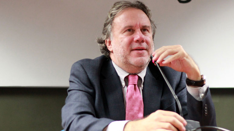 Παραίτηση Κατρούγκαλου ζητούν Ποτάμι και ΠΑΣΟΚ